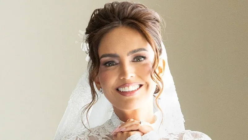 Karla Díaz: todos los detalles de su vestido de novia en su boda religiosa con Daniel Dayz