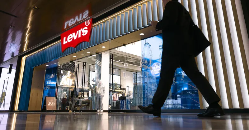 Levi’s desacelera en ventas directas tras fallar en su estrategia de marketing