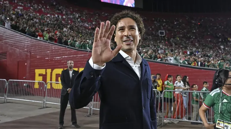 El Club América alista un histórico homenaje para Guillermo Ochoa en el Estadio Azteca