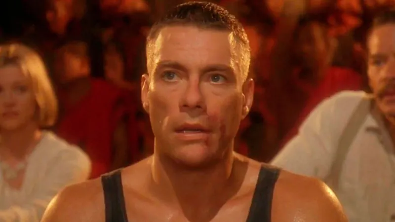 Todo el mundo lo ha olvidado, pero Jean-Claude Van Damme hizo la misma película de acción dos veces en un lapso de 8 años