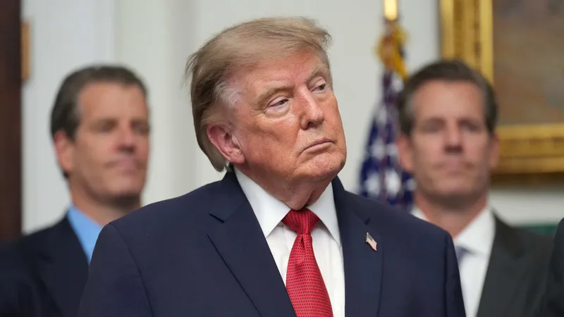 Trump deja claro que EE.UU. aún tiene opciones militares contra Irán