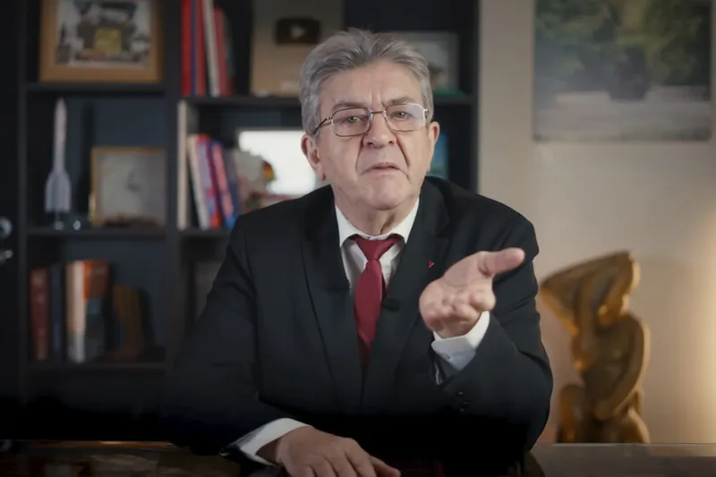 "Pagarás por ser dueño de absolutamente nada": Candidato a la presidencia de Francia critica a Sony y GTA 6 por matar el formato físico