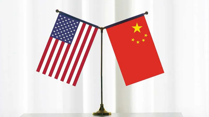 Wang Yi conversa por teléfono con Marco Rubio