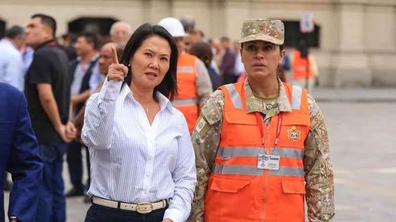 Keiko Fujimori anuncia subsidio temporal para el transporte en Perú