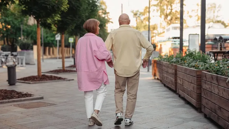 La edad media de jubilación en España sube a los 65,4 años por el éxito de los nuevos incentivos