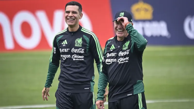La nueva era del Tri comenzó: Aguirre se despidió y cedió la estafeta a Rafa Márquez, ¿cuándo debutará?