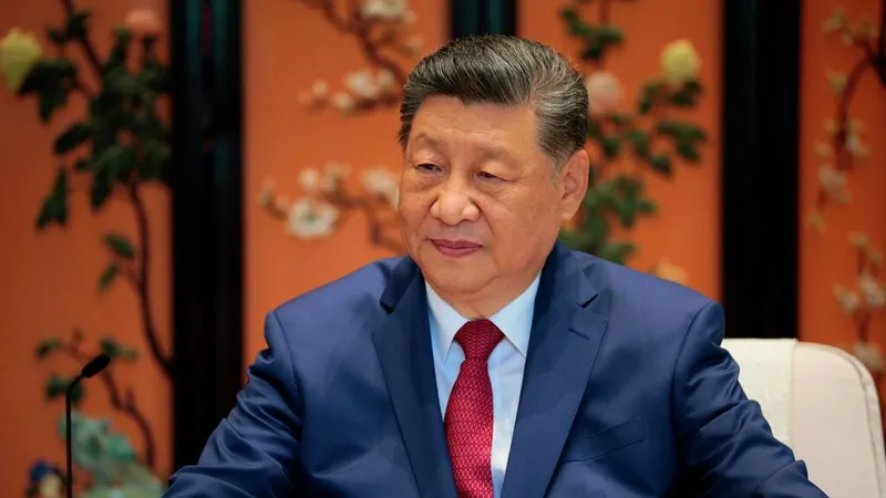 "Cuanto más convulso se vuelve el mundo, más valiosa resulta una China pacífica", destaca un medio