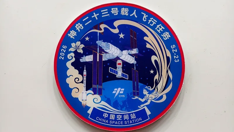 Los taikonautas Zhu Yangzhu, Zhang Zhiyuan y Li Jiaying conforman la tripulación de la Shenzhou-23