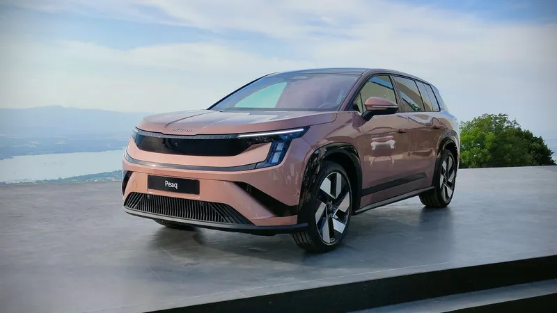 Skoda revoluciona el mundo de los SUV eléctricos con el nuevo Peaq: 620 km de autonomía y 935 litros de maletero por 46.000 €
