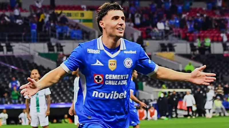 Cruz Azul y América, rankeando su candidatura al título a medio torneo