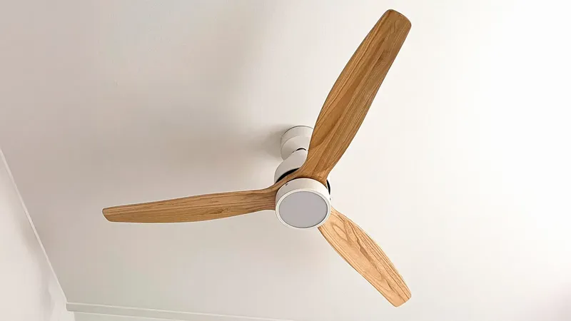 El ventilador de techo más viral está en oferta: Amazon rebaja su precio por debajo de los 75 euros