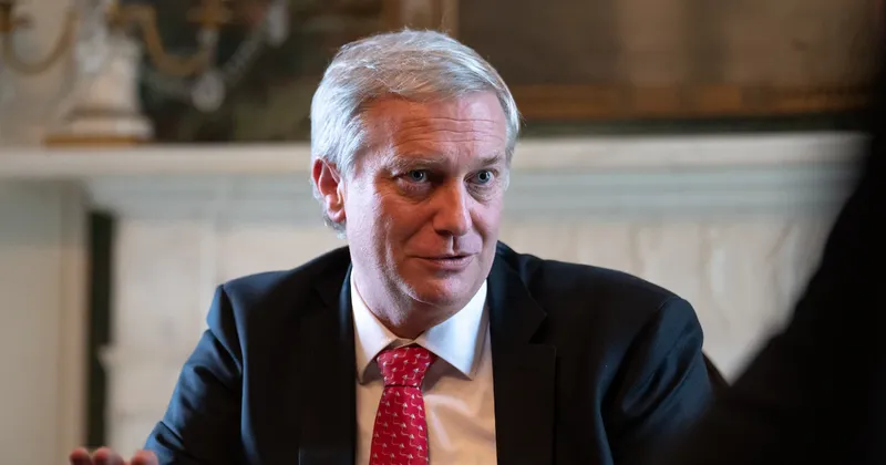 Gobierno de Kast alerta sobre un mayor déficit fiscal y culpa a Boric por errores de cálculo