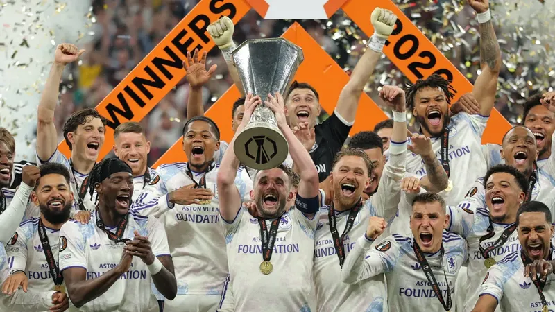 Dibu Martínez y el Aston Villa son campeones de la Europa League
