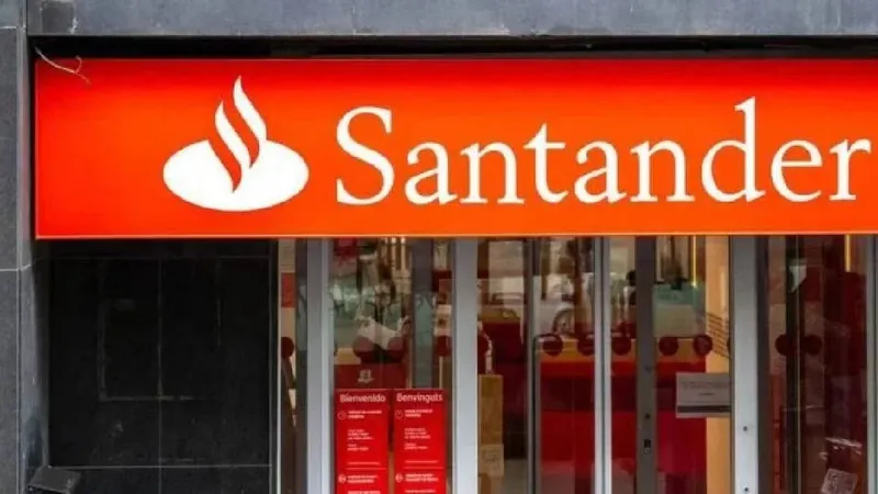 Fed autoriza la compra de Webster Bank por parte del Santander