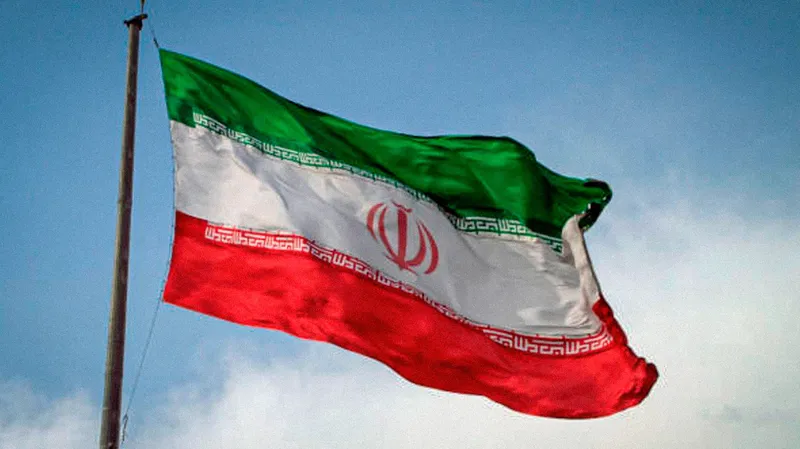Irán anuncia respuesta más rápidas y dolorosas contra Estados Unidos
