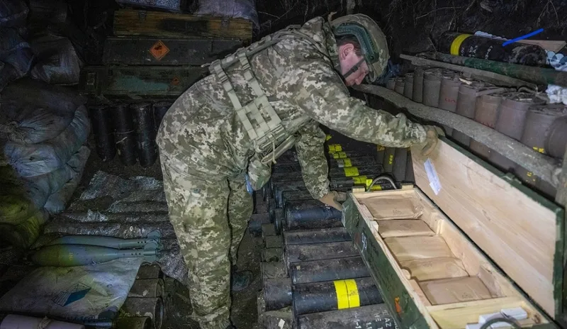 800.000 armas desaparecidas y drones para la mafia: alerta en Europa por la ayuda militar a Ucrania