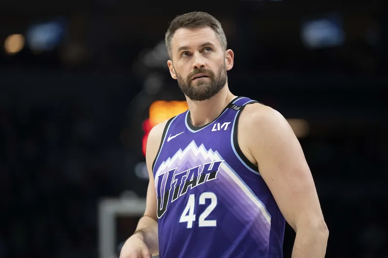 Kevin Love quiere unirse a los Sixers