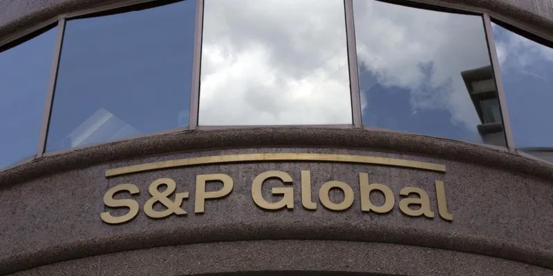 S&P confirma la calificación crediticia "AA+" de EU y destaca su resiliencia