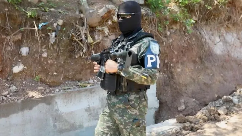 Crimen organizado fuerza el desplazamiento de familias en Honduras