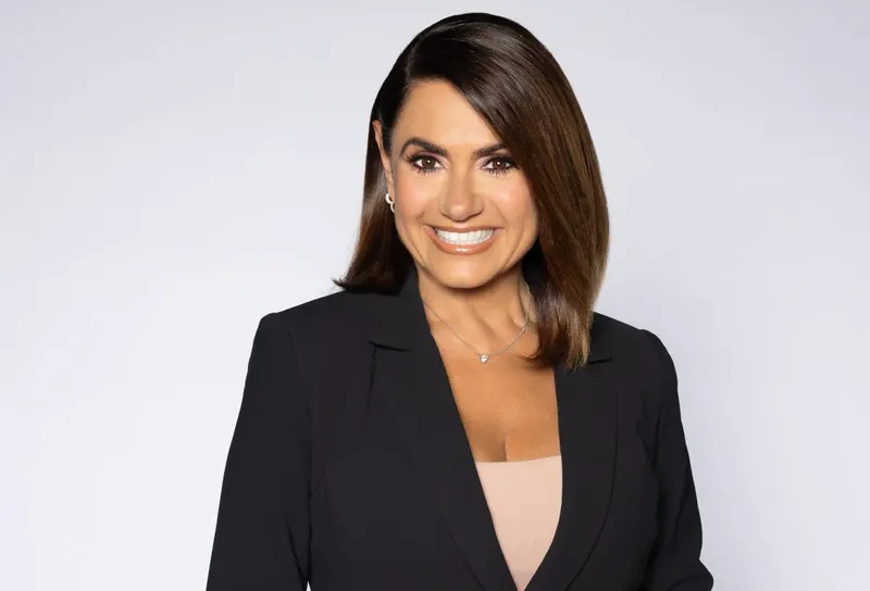 Hablemos del estilo de Penélope Menchaca: la mujer de la sexy sonrisa