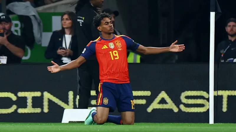 Lamine Yamal estrenó la segunda estrella de España en Wembley