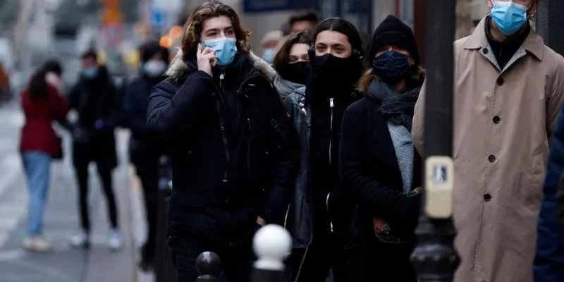 Tasa de desempleo en Francia sube a 8.3%, su nivel más alto desde finales del 2020