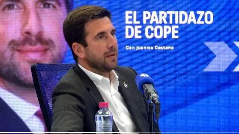 Riquelme: "Tengo fichado a un futbolista de la selección española que habrá jugado el Mundial"