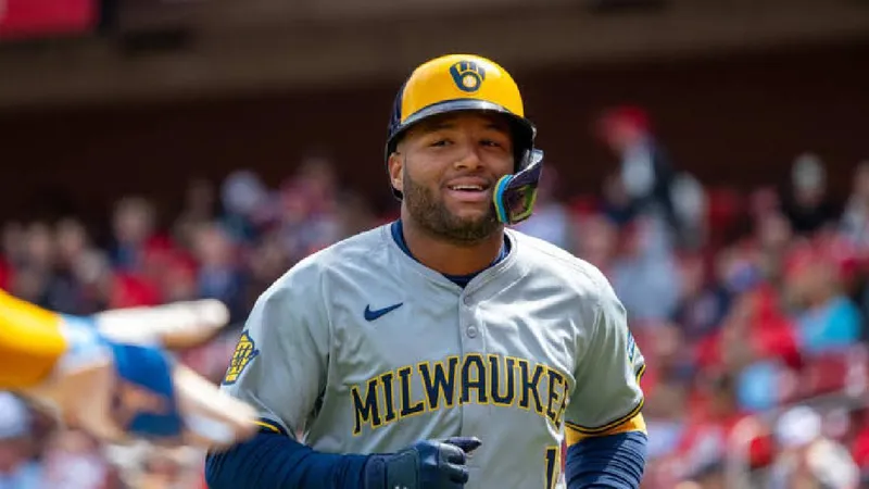 Jackson Chourio, William Contreras y Antonio Senzatela acarician un doblete histórico en el béisbol