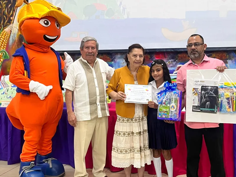MINED y SINAPRED premian concurso de pintura sobre Riesgos y Seguridad Escolar