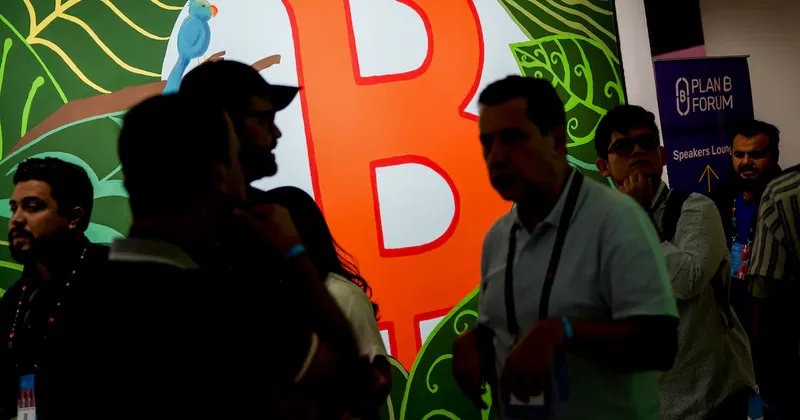 Strategy crea fondo de US$1.590 millones para reforzar su liquidez y comprar bitcoins