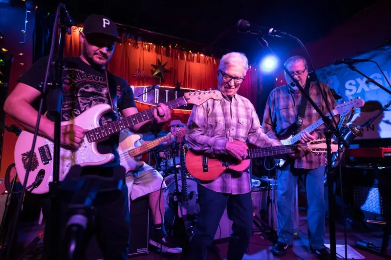 Los Lobos llega a acuerdo con Sony Music por regalías de banda sonora de ‘Desperado’
