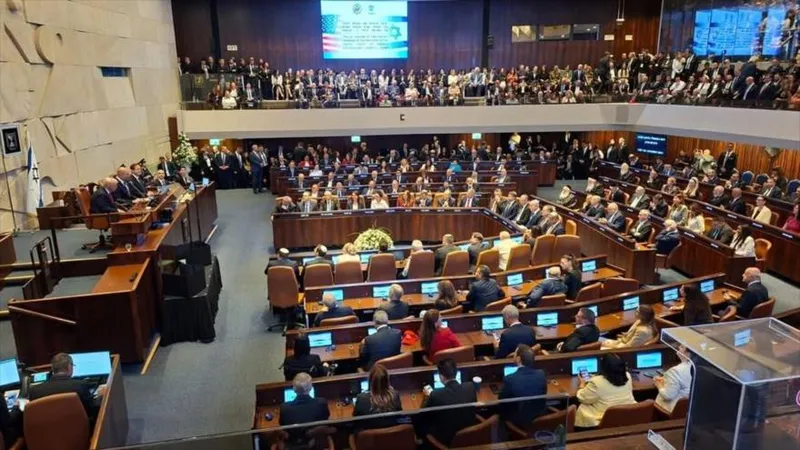 Parlamento israelí aprueba proyecto para su disolución y adelantar elecciones