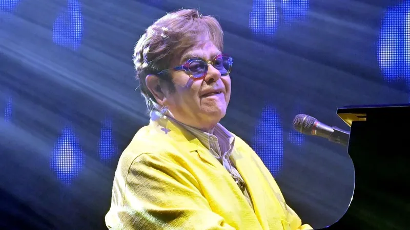 Elton John llega a la Ciudad de México con su gira del adiós: todo lo que tienes que saber