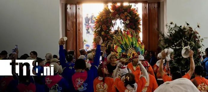 Entre fe, música y promesas: Santo Domingo de Guzmán regresa a Las Sierritas