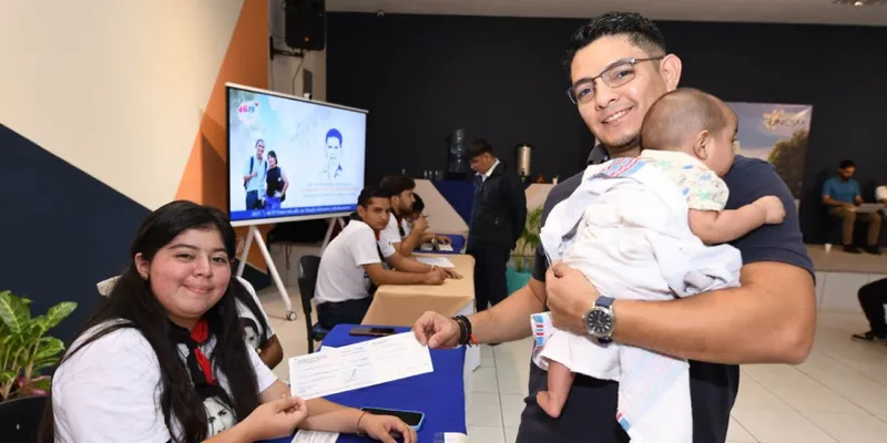Universidades Pueblo Presidente inician la entrega de 29 mil becas económicas