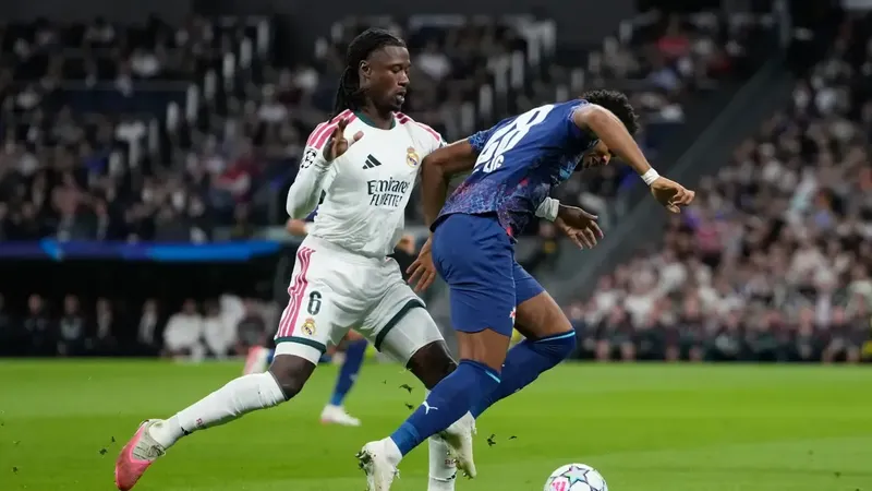 El Madrid se acuerda de Negreira también en la Champions: nueva pancarta