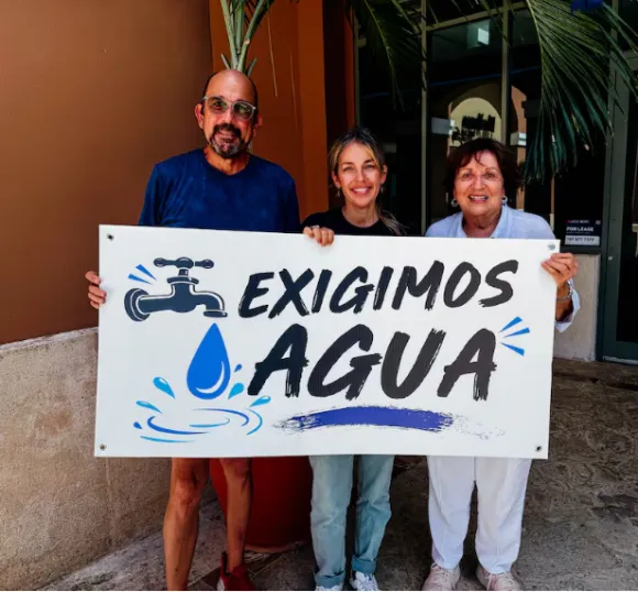Más de 100 días sin agua: La crisis que golpea a miles en Puerto Rico, además de los apagones