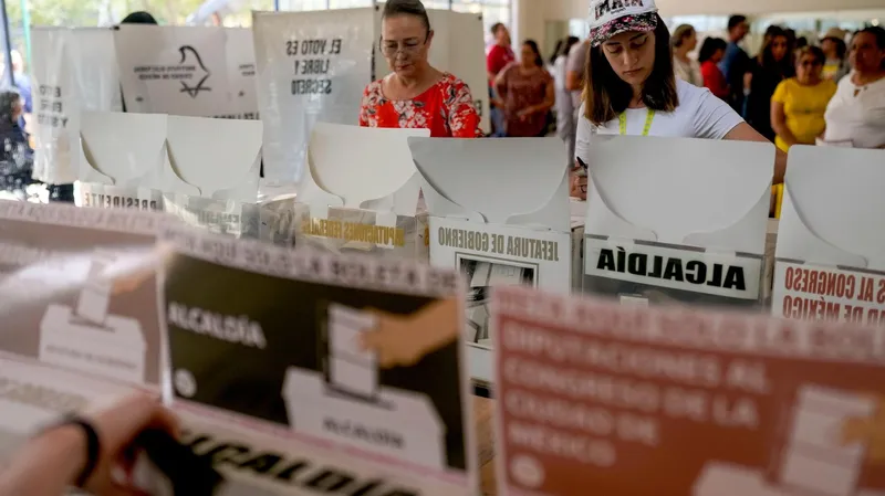 "Es un plan muy ambicioso": ¿Qué tanto servirán los filtros electorales para evitar 'narcocandidaturas' en México?