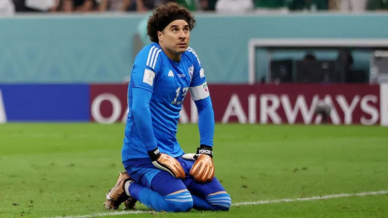Guillermo Ochoa nunca 'salió ileso' en una tercera jornada mundialista