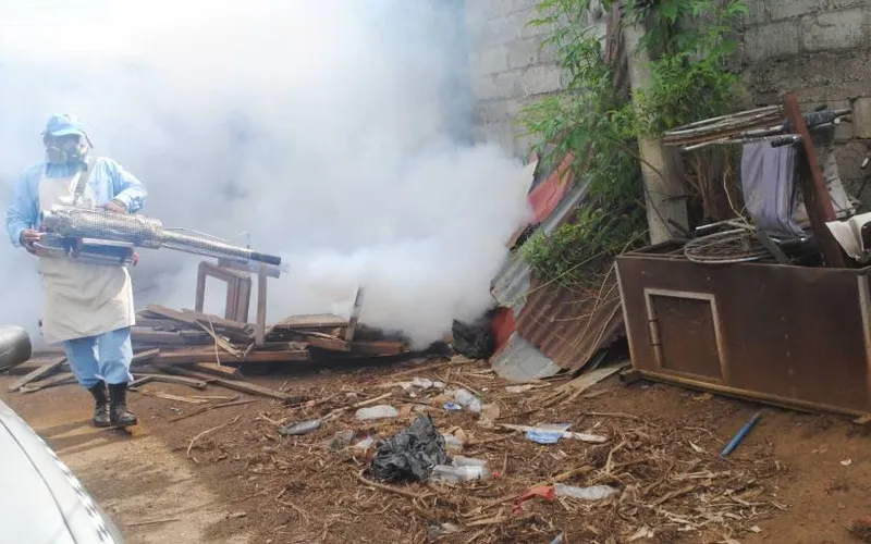 MINSA aplica tabletas Natular en viviendas del barrio Cuba en Managua