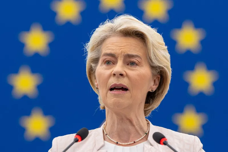 Ya está en vigor: Europa cambia las normas y, a partir de ahora, obliga a los fabricantes de móviles a ofrecer reparaciones fuera de garantía y a precio reducido