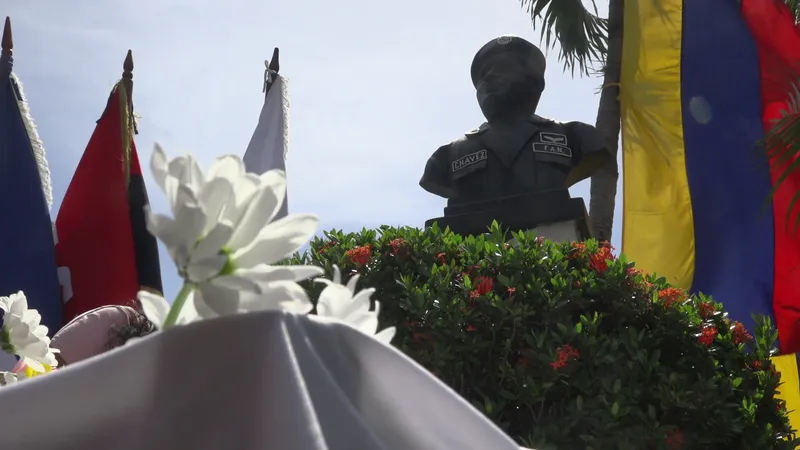 Estudiantes del Tecnológico Hugo Chávez rinden homenaje al Comandante Eterno