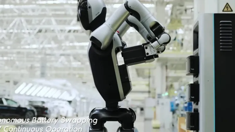 El robot que ya puede cambiar su propia batería: tarda menos de tres minutos y vuelve solo al trabajo