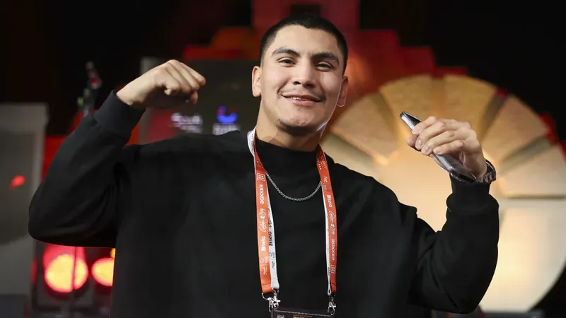 Vergil Ortiz está considerando cambiar de peso para su siguiente pleito