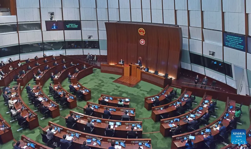 Hong Kong revela su primer plan quinquenal para el desarrollo económico y social