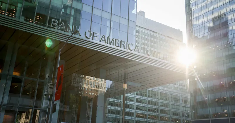 BofA ve riesgo de burbuja en tecnológicas y propone opciones para aprovechar el Nasdaq 100