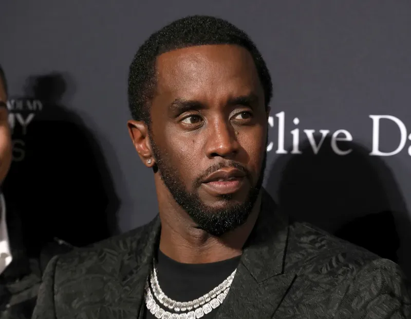Sean “Diddy” Combs fue trasladado al hospital tras sufrir una lesión en la cabeza