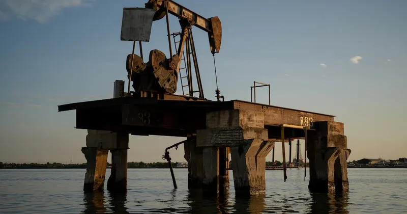 Acuerdo petrolero de Trump con Venezuela toma por sorpresa a la industria de EE.UU.