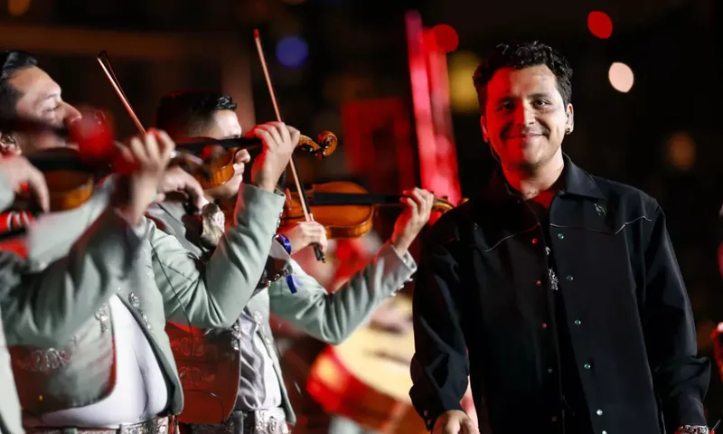 Christian Nodal confiesa la historia detrás de su primer tatuaje facial