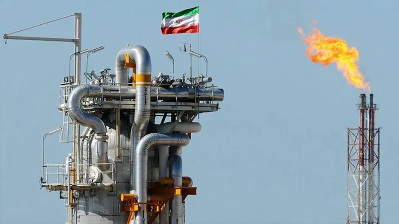 Irán detuvo sus exportaciones de petróleo
